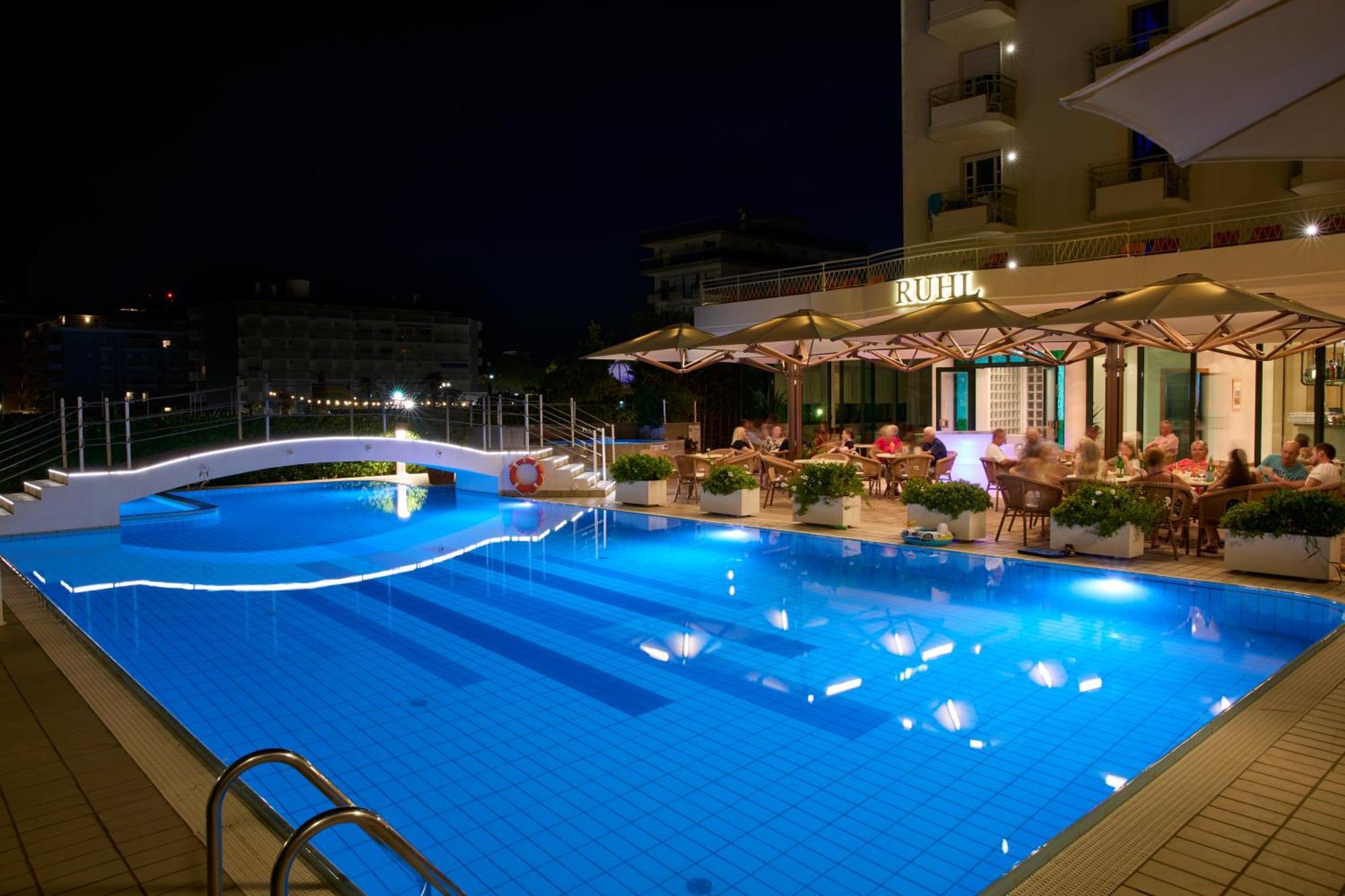 Ruhl Beach Hotel & Suites Lido di Jesolo Ngoại thất bức ảnh