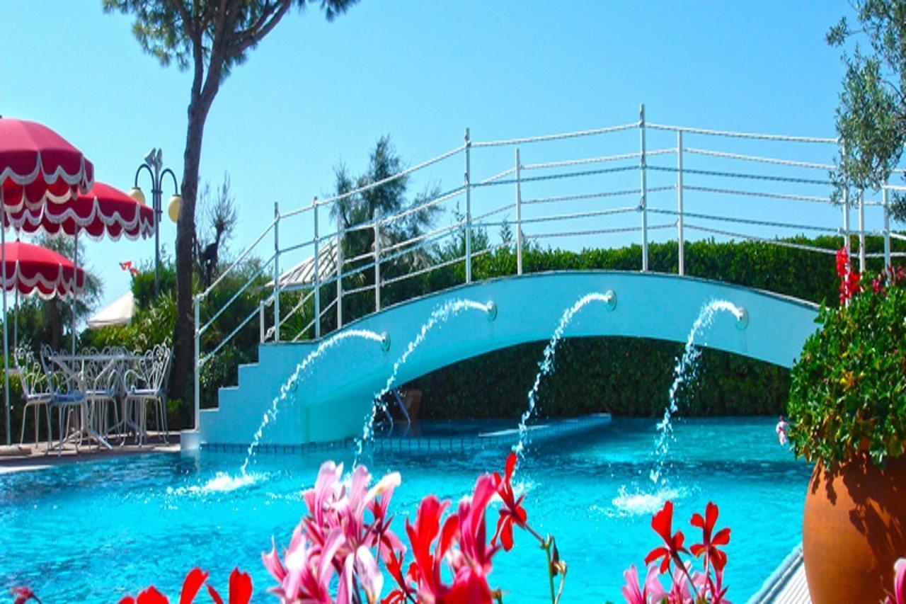 Ruhl Beach Hotel & Suites Lido di Jesolo Ngoại thất bức ảnh