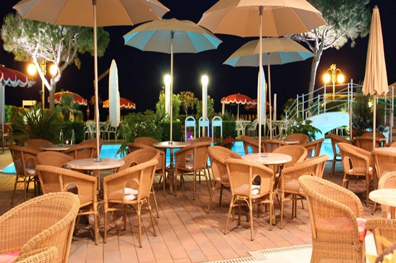 Ruhl Beach Hotel & Suites Lido di Jesolo Ngoại thất bức ảnh
