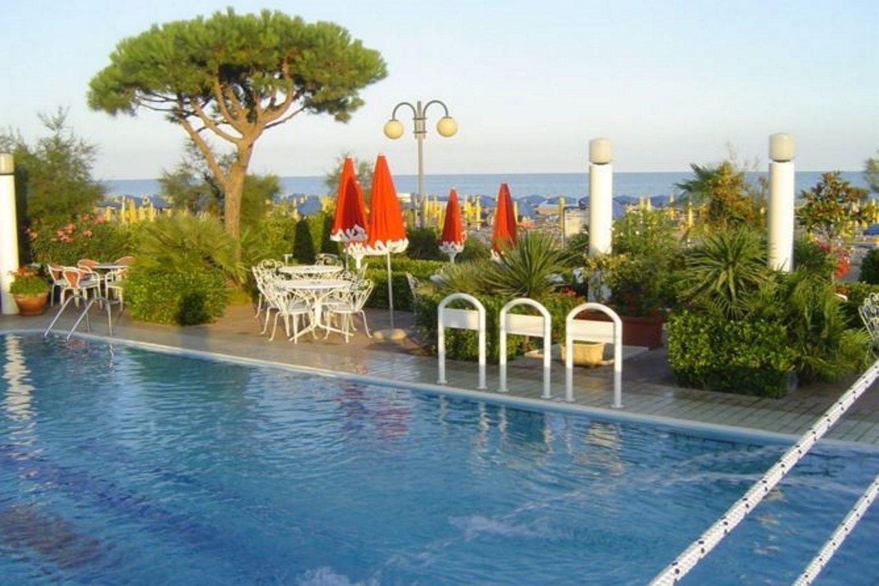 Ruhl Beach Hotel & Suites Lido di Jesolo Ngoại thất bức ảnh