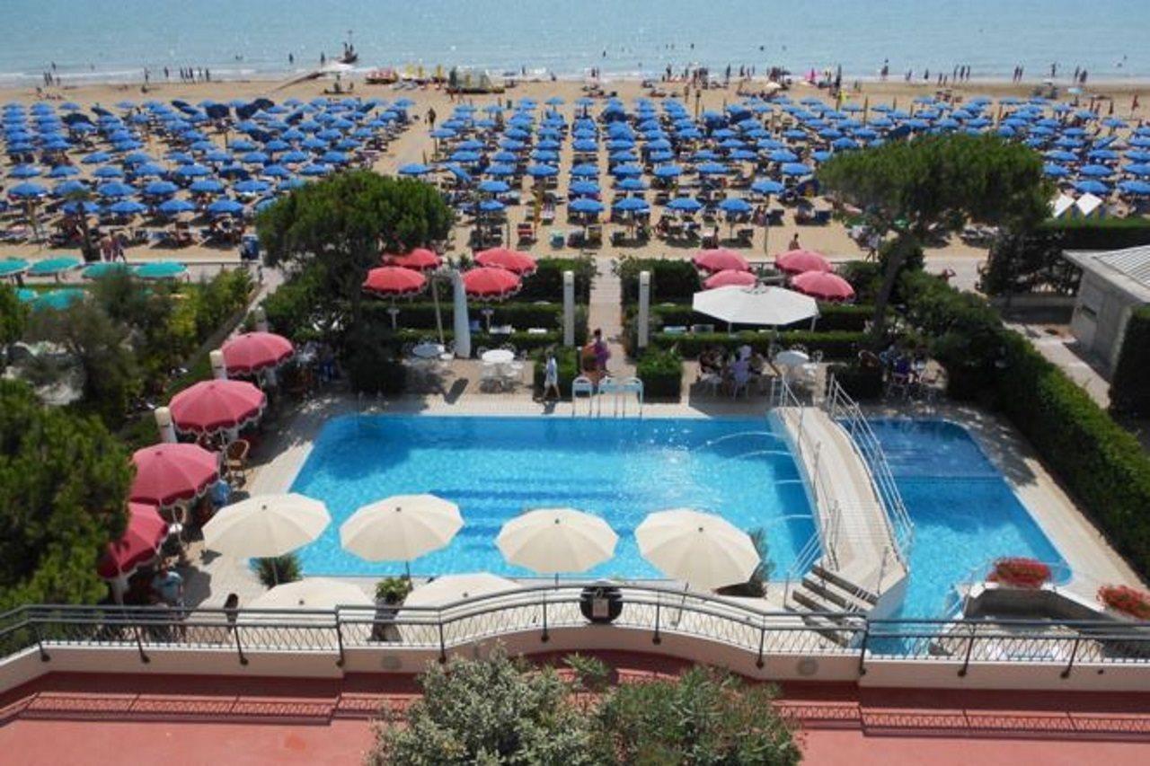 Ruhl Beach Hotel & Suites Lido di Jesolo Ngoại thất bức ảnh