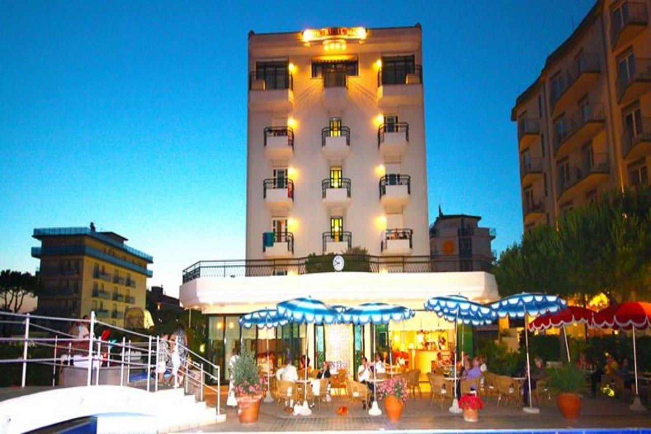 Ruhl Beach Hotel & Suites Lido di Jesolo Ngoại thất bức ảnh
