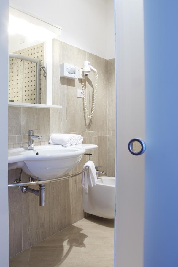 Ruhl Beach Hotel & Suites Lido di Jesolo Ngoại thất bức ảnh